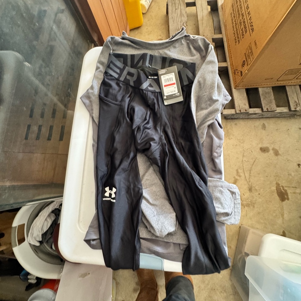 Men’s Under Armour Charcoal and Black Compression Leggings